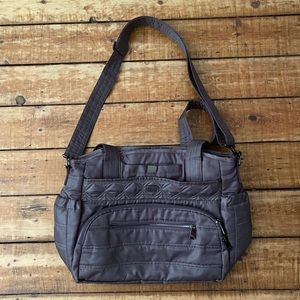 LUG (mid-sized) overnighter bag